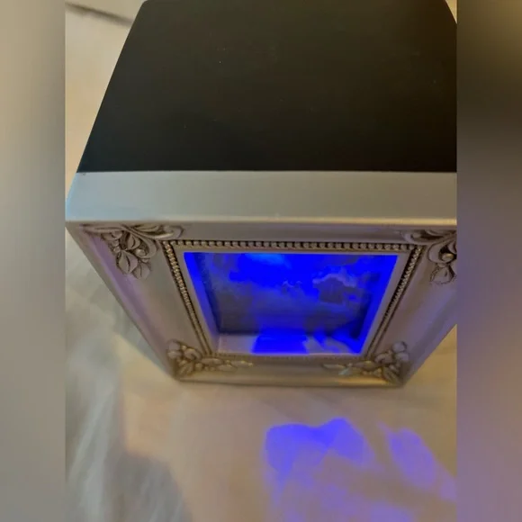 Disney Olszewski Gallery of Light Nightmare Before Christmas Jack Sally Embrace - Picture 4 of 6